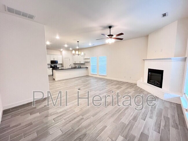 Foto del edificio - 6002 NW Meade St