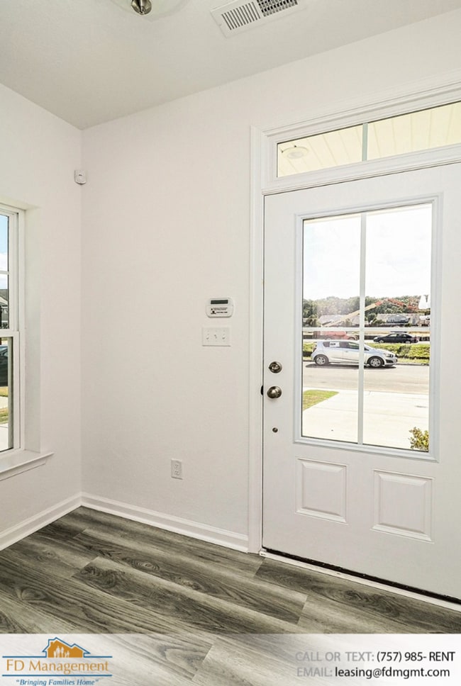Building Photo - 108 Genoa Ct