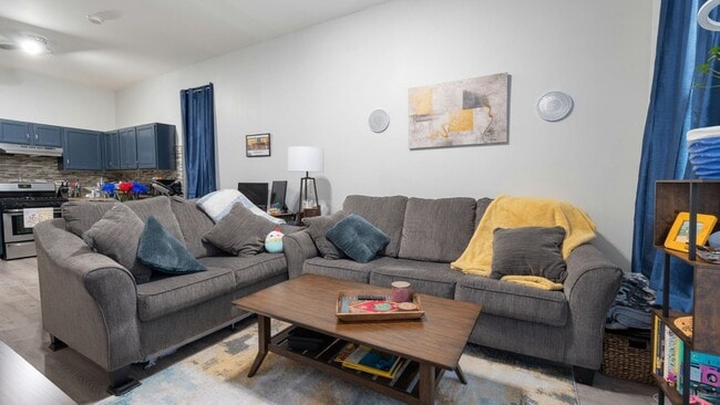 Foto del edificio - 1339 W Huron St