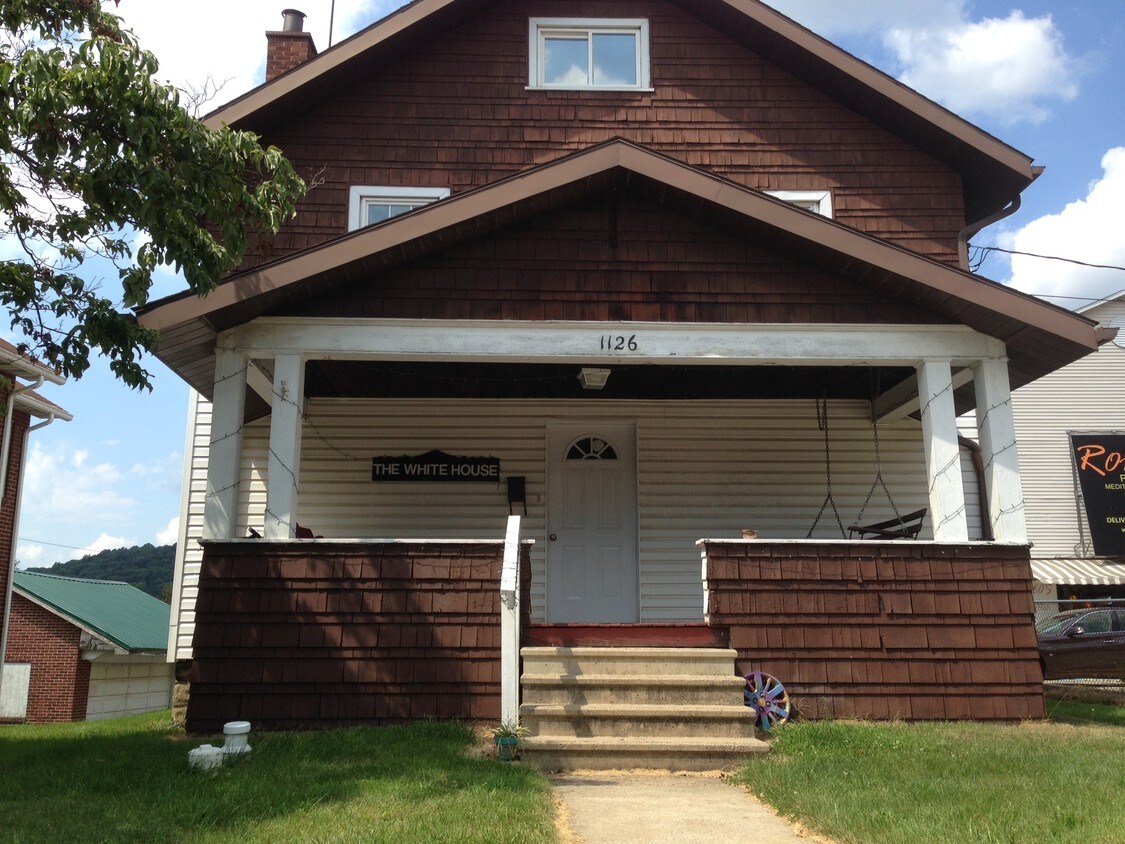 1126 Oakland Ave, Indiana, PA 15701 House for Rent in Indiana, PA