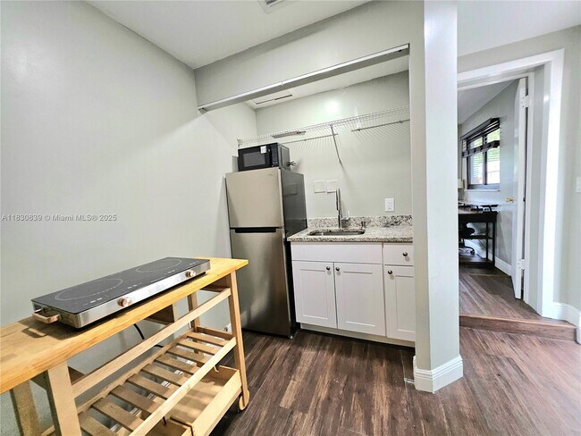 Foto del edificio - 1728 NE 17th Terrace
