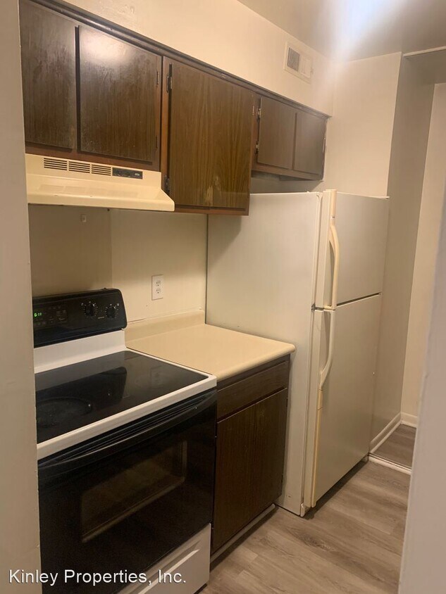 Primary Photo - 2 br, 1 bath House - 401 Orchard Trace Lan...