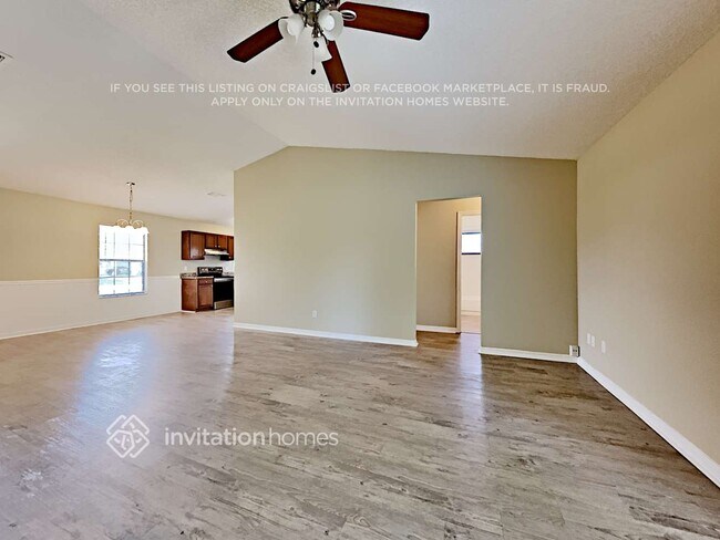 Foto del edificio - 1082 Leeward Dr