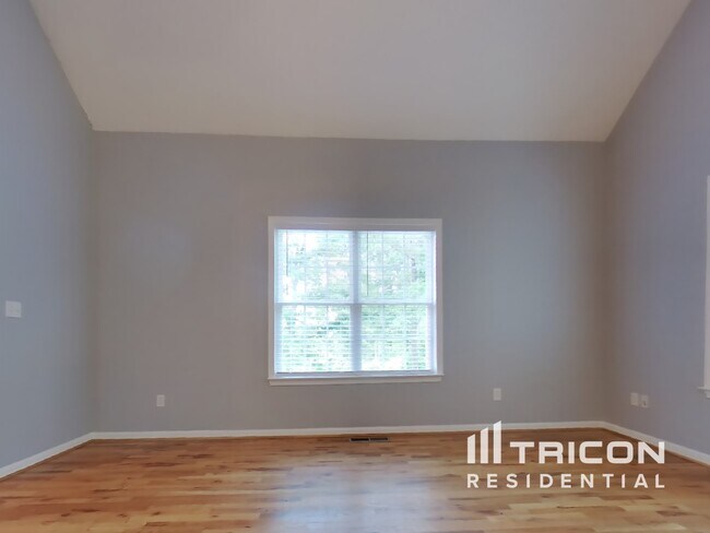 Building Photo - 3029 Lakeview Pkwy Villa Rica GA