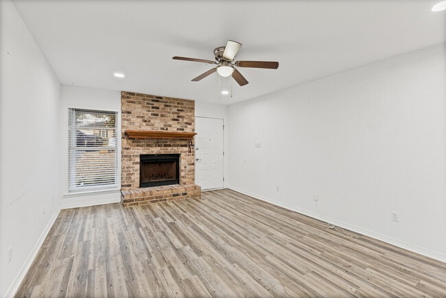 Living Room - 5907 Windham Ct