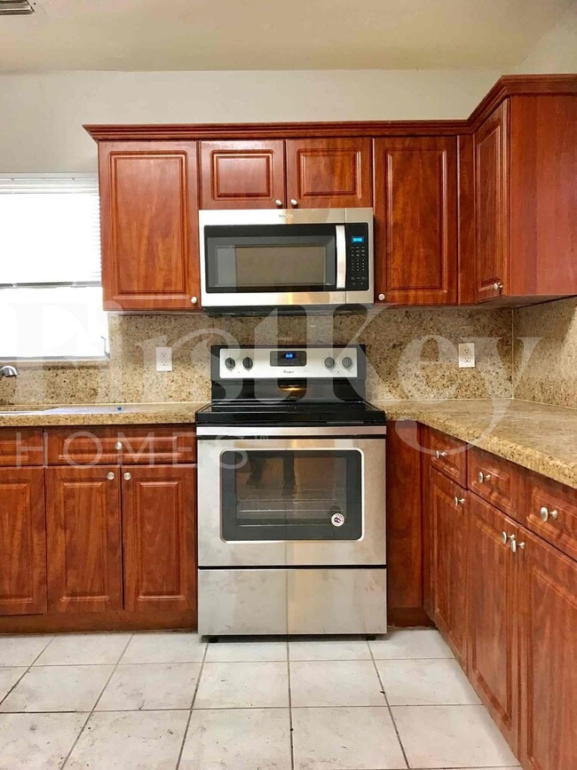 Foto del edificio - 5850 NW 118th St
