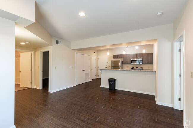 2HAB, 2BA - Gramercy Row Apartment Residences