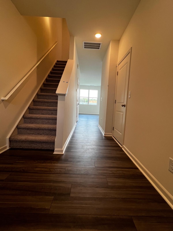 Building Photo - 125 N Chubb Rdg