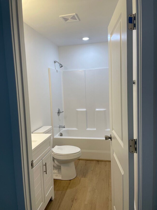 Foto del edificio - 315 N Center St