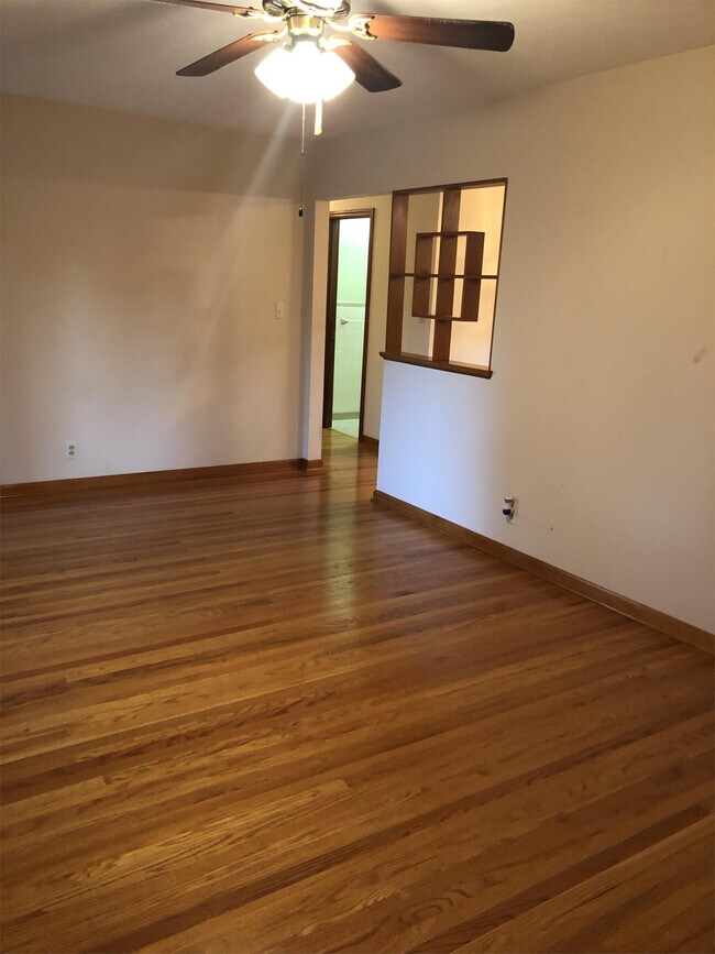 Building Photo - 7201 Gerber Ave