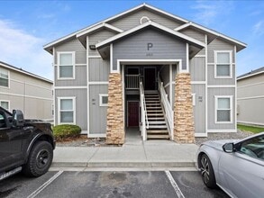 Building Photo - 6405 Chapel Hill Blvd Building Photo - 6405 Chapel Hill Blvd