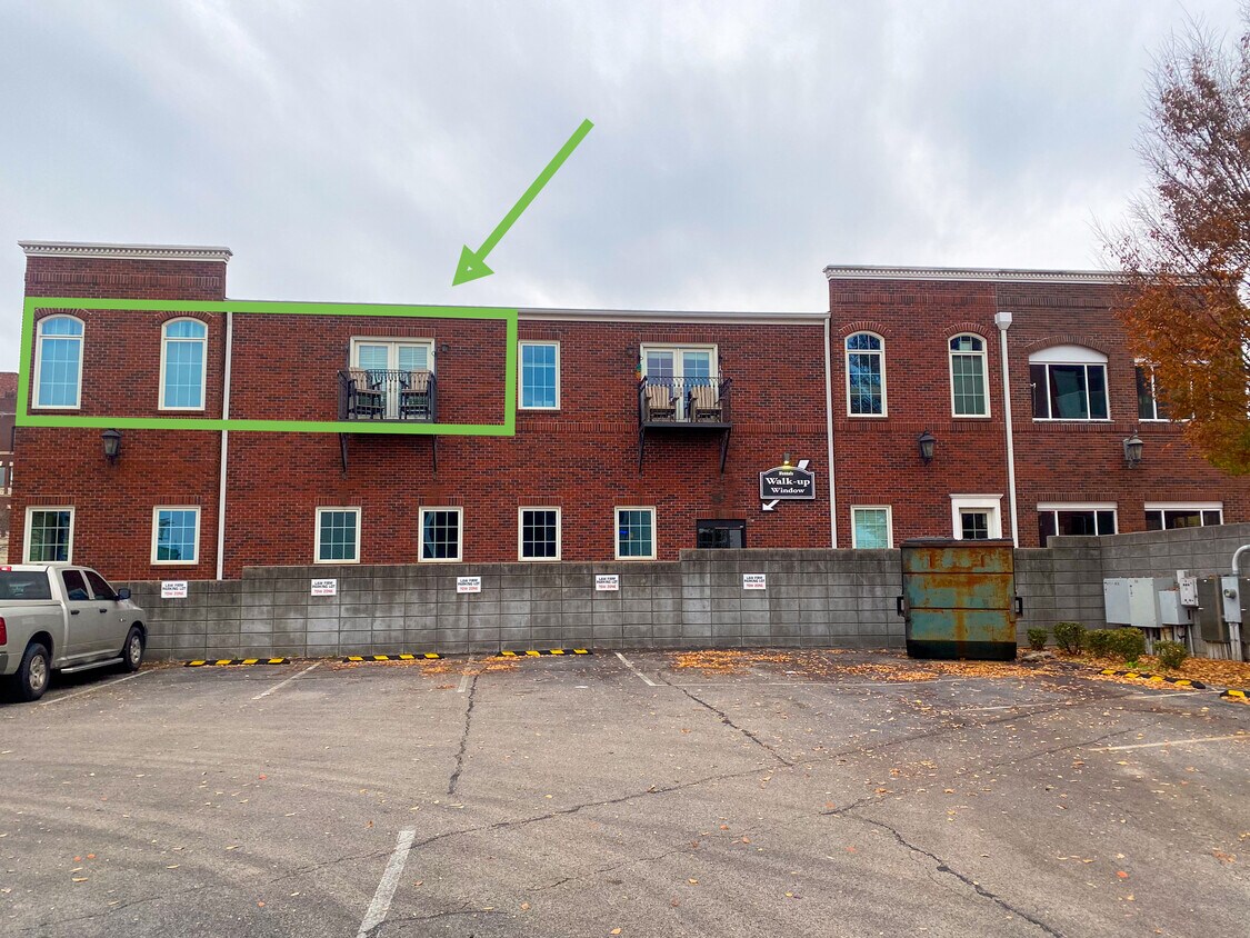 Primary Photo - 120 Saint Ann St