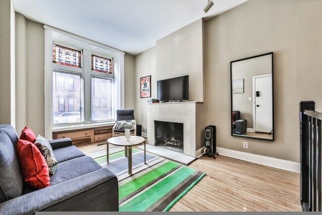 Foto del edificio - 1851 N Lincoln Ave