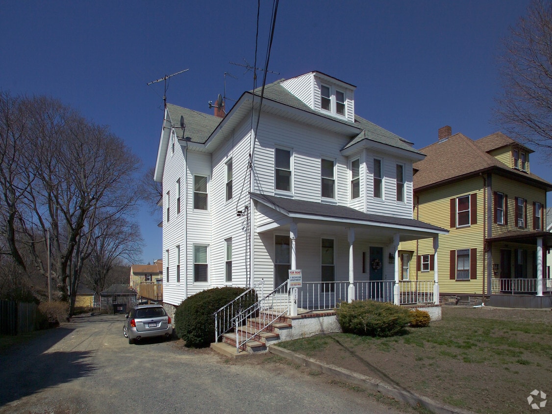 Building Photo - 114 Broadway