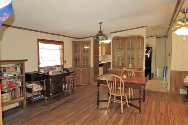 Photo - 20 Northfield Dr House