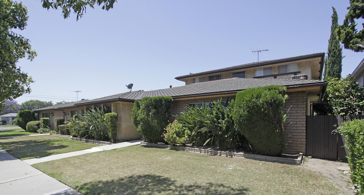 Foto del edificio - 101-107 N Montague Ave