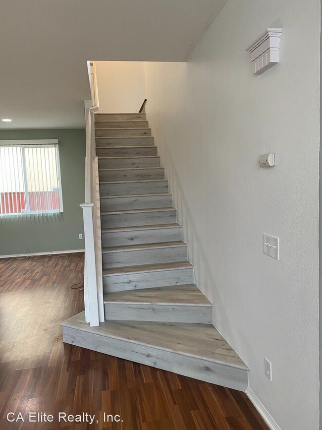 Building Photo - 4 br, 3 bath House - 15100 Anchor Way