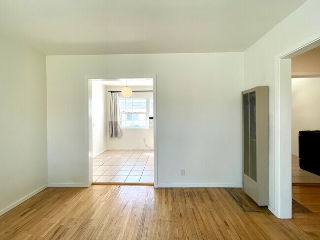 Sala de estar - 13219 Crossdale Ave