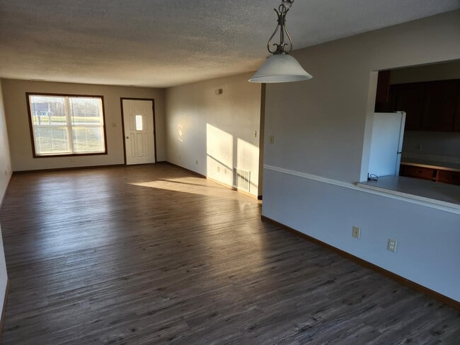 Building Photo - 269 Rudy Rd