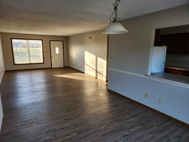 Foto del edificio - 269 Rudy Rd