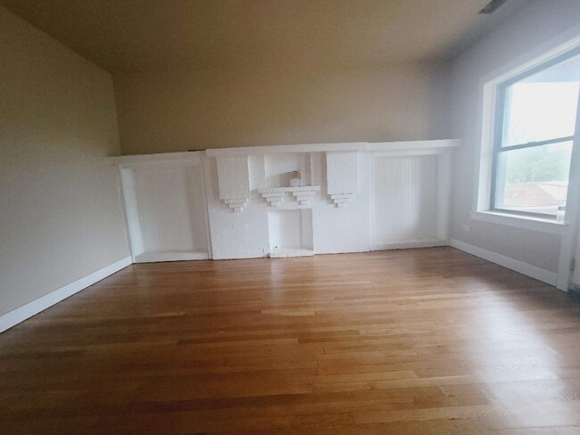 Foto del edificio - 7332 S Lowe Ave