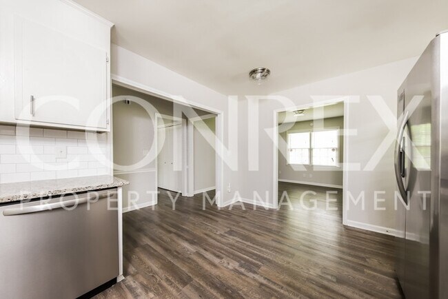 Building Photo - 1301 Yardley Terrace
