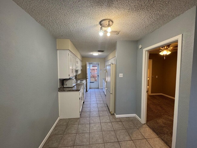 Foto del edificio - 121 Troy Ave