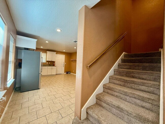 Foto del edificio - 3107 W Travis St