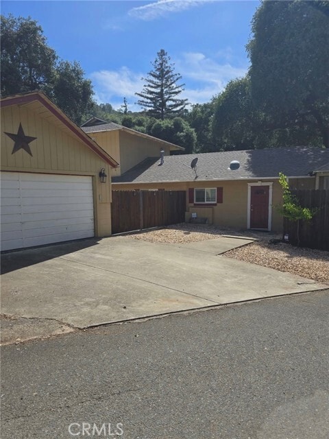 Building Photo - 6515 Hohape Ave