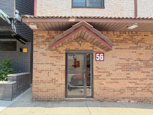 Foto del edificio - 56 68th St