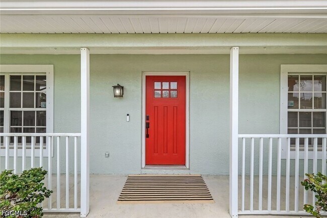 Foto del edificio - 3322 Oasis Blvd