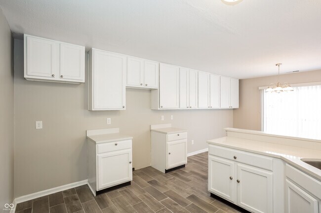 Building Photo - 11640 Glenn Abbey Ln