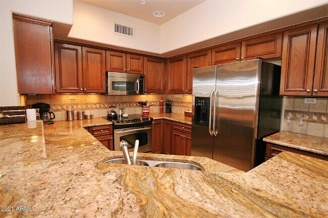 Foto del edificio - 20660 N 40th St