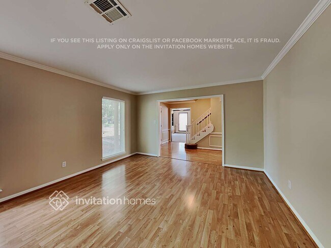 Building Photo - 1406 Saddlecreek Dr