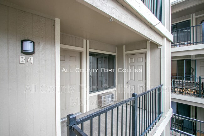 Building Photo - 1209 W Plum St
