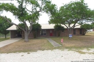 Building Photo - 25 US-87