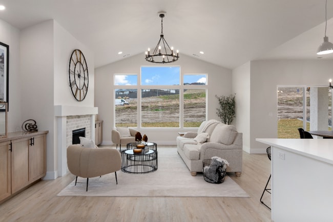 Building Photo - 707 Mara Lp