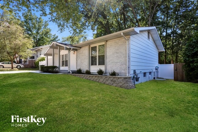 Building Photo - 119 Bramblewood Dr
