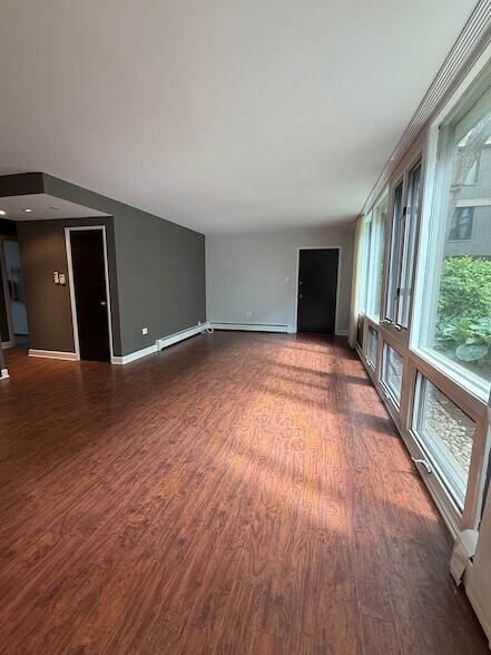 Foto del edificio - 1044 Ontario St