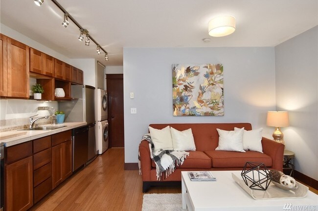 Foto del edificio - 461 N 45th St