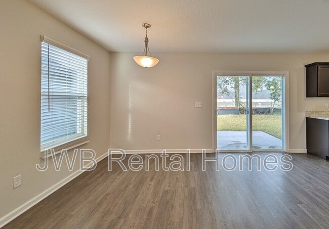 Foto del edificio - 5248 Walkers Ridge Dr