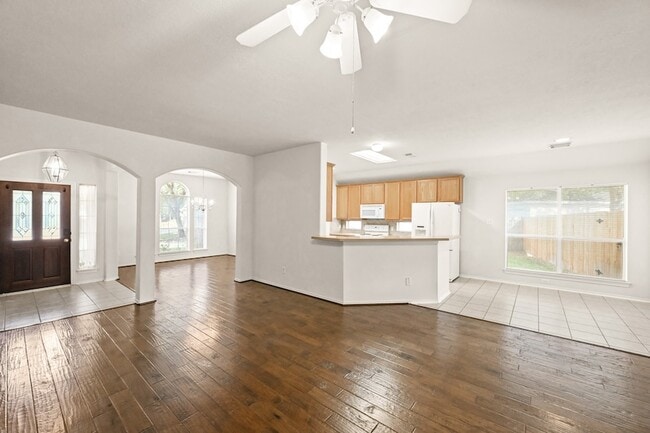 Building Photo - 18403 Lost Maples Ct