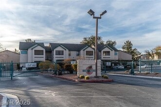Building Photo - 5151 S Lindell Rd