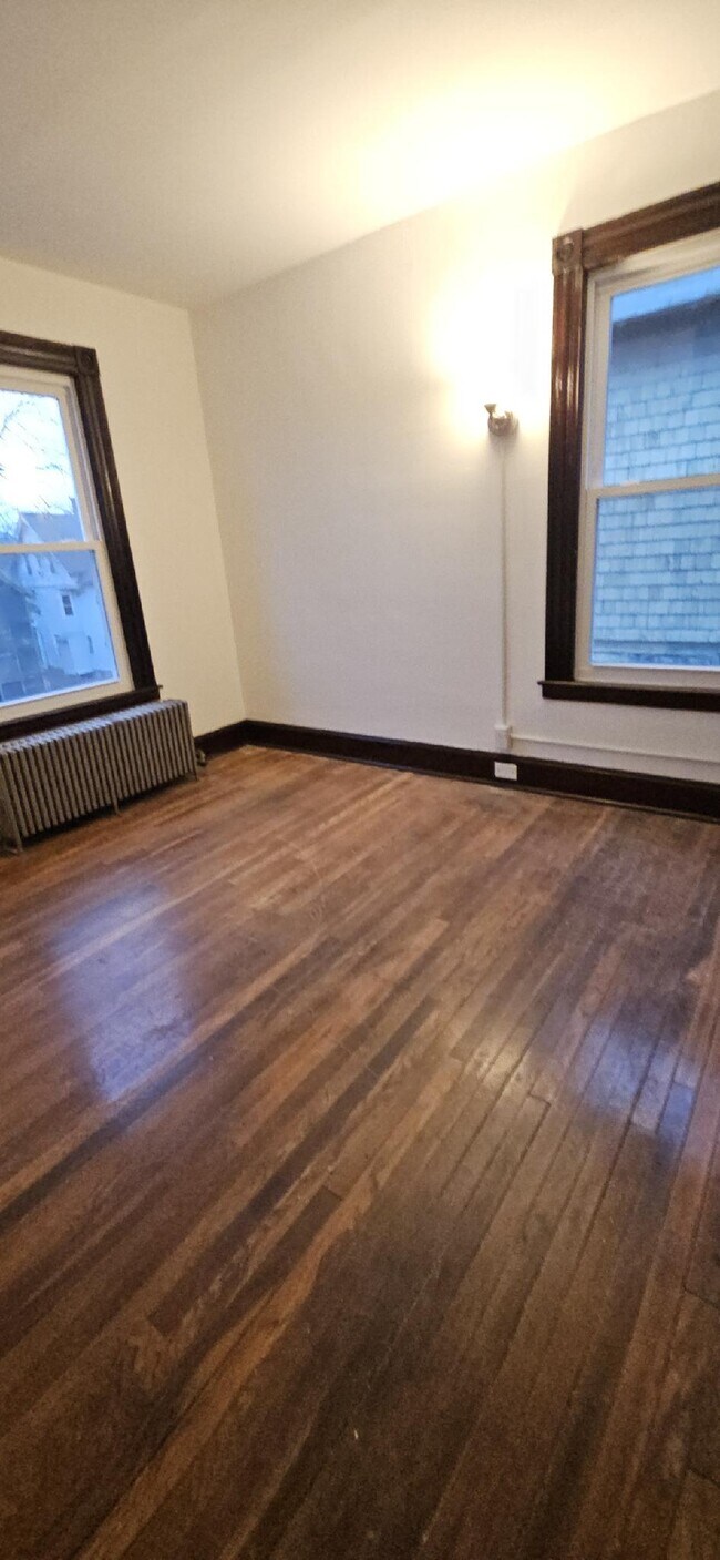 Foto del edificio - 141 Chestnut Ave