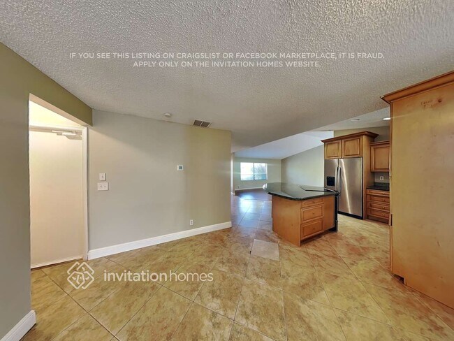 Foto del edificio - 9640 Richmond Cir