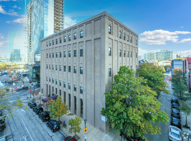 Building Photo - Westminster Arch Apartments