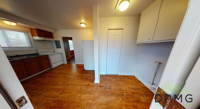 Building Photo - 2915 S Catherine St