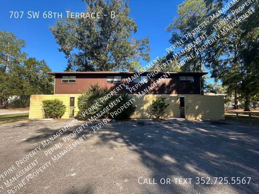 Primary Photo - 707 SW 68th Terrace