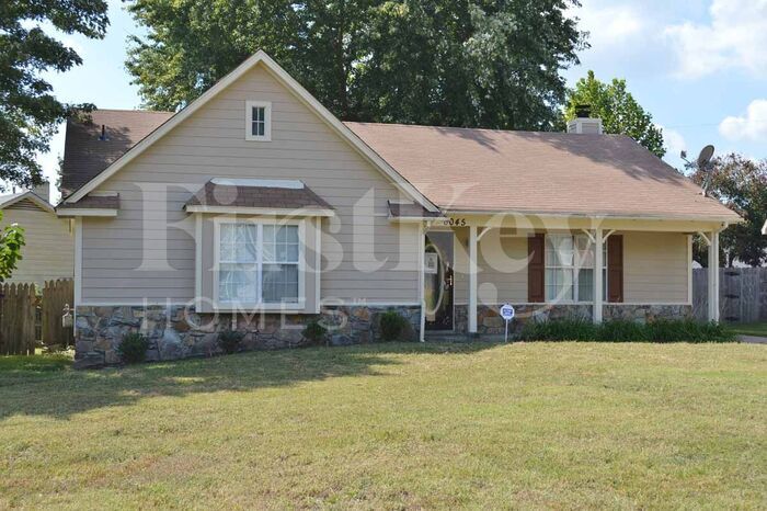 Foto principal - 6045 Holly Heights Cove