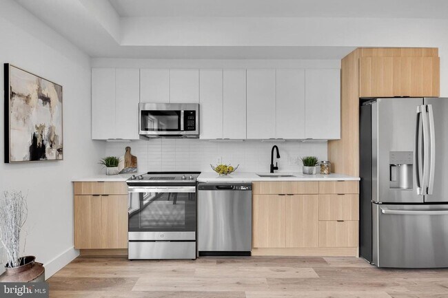 Foto del edificio - Modern 2BR Condo in Washington, DC